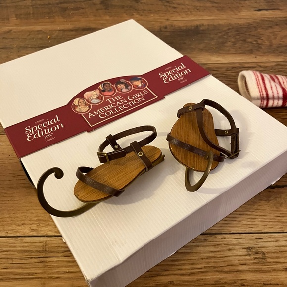 American Girl Kirsten’s Ice Skating Outfit, Vintage 1997 Special Edition - Picture 2 of 9